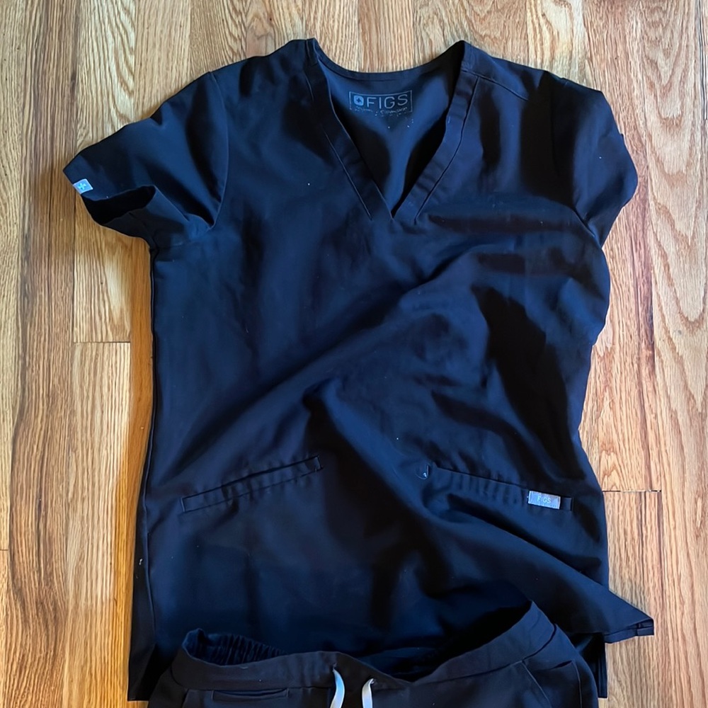 Black figs set